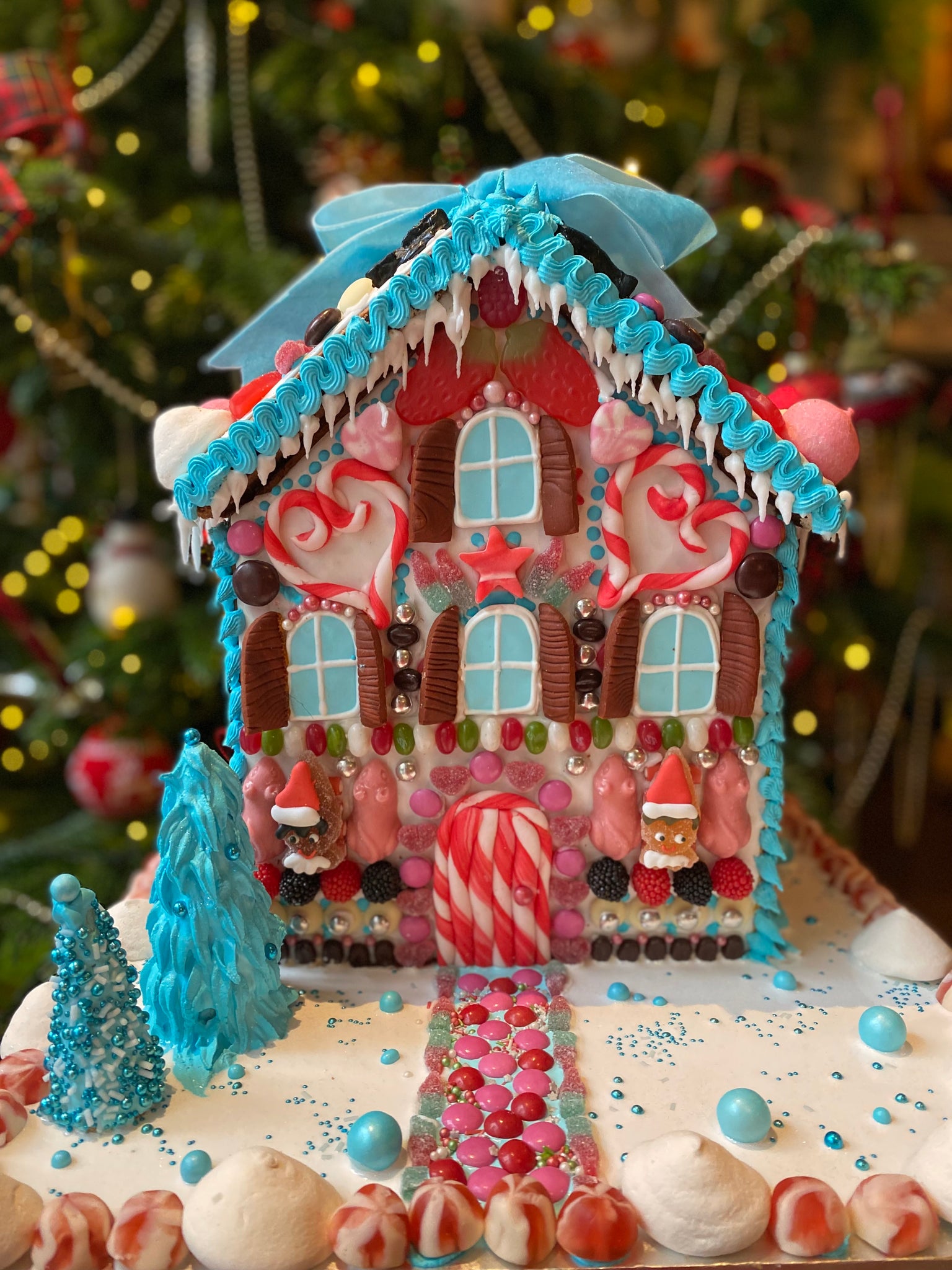 HOW TO MAKE THE PERFECT GINGERBREAD HOUSE🎄